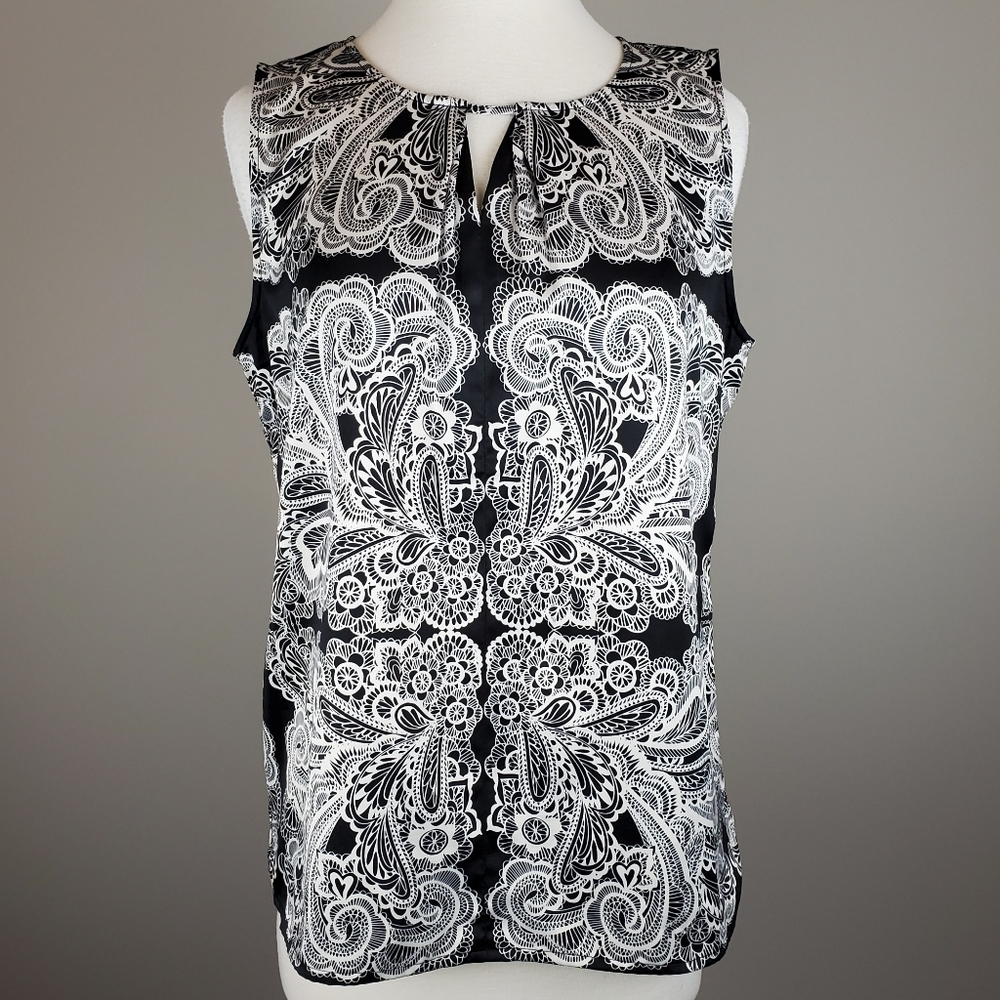 Black & White Paisley Sleeveless Top